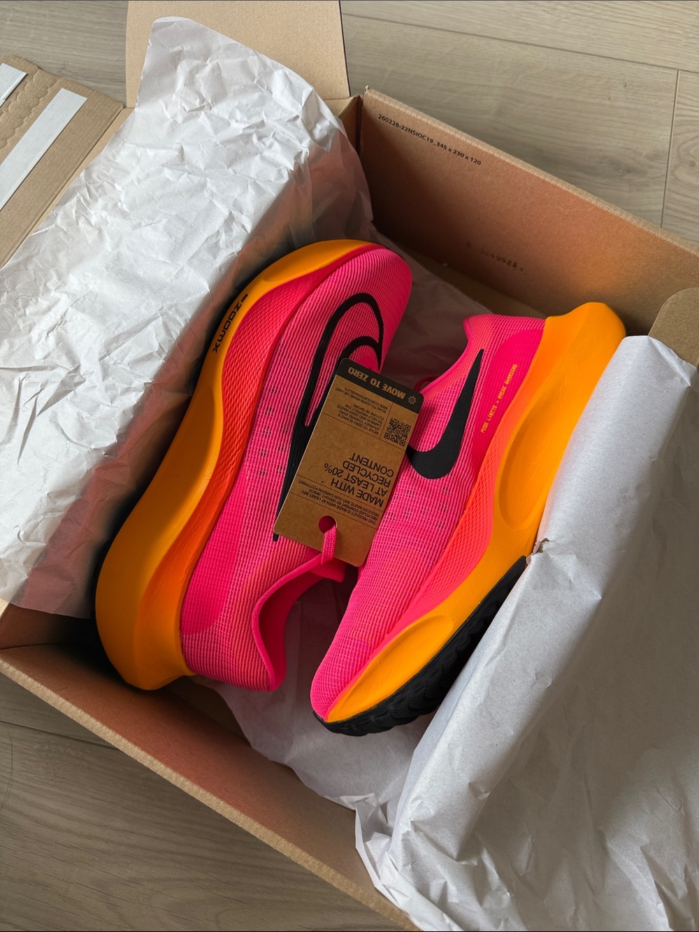 ✨NIB✨ Nike Men’s Zoom Fly 5 Size 9